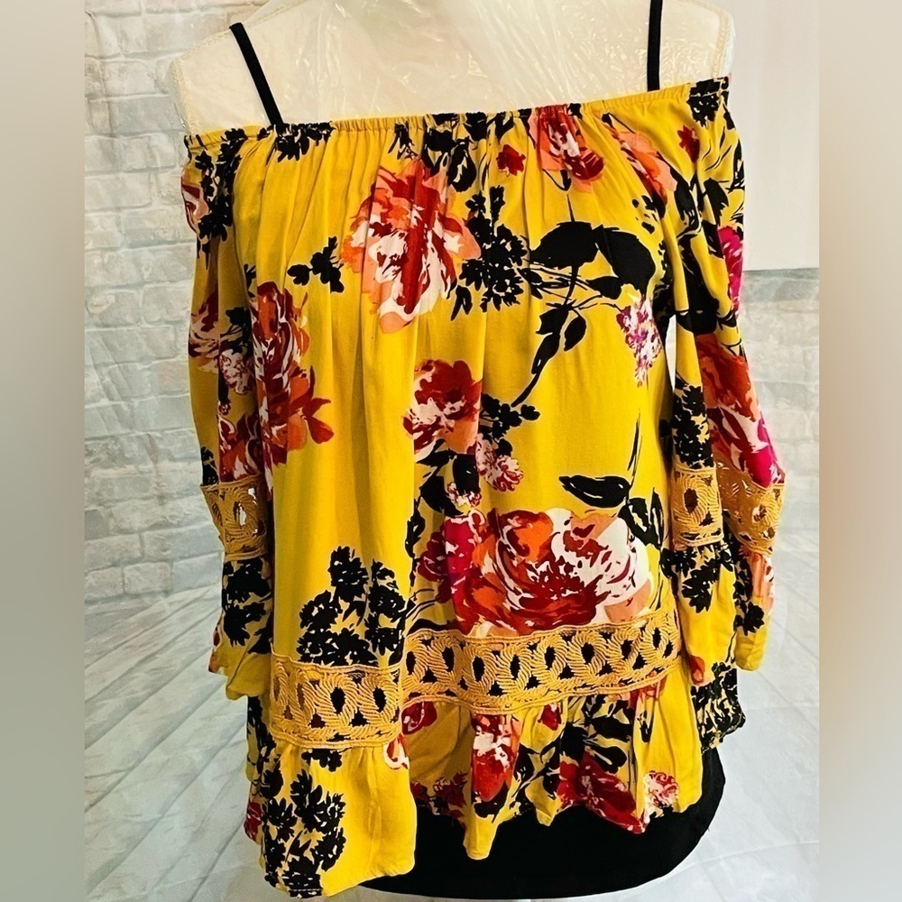 Unique Spectrum size large mustard, rose peasant, top on/off shoulders. P2P 23”.